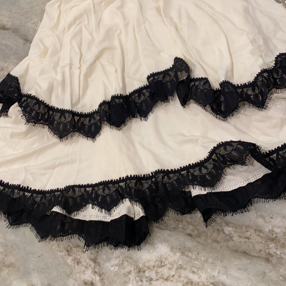 Forever 21 White Black Eyelash Lace Tank Top - Picture 8 of 10